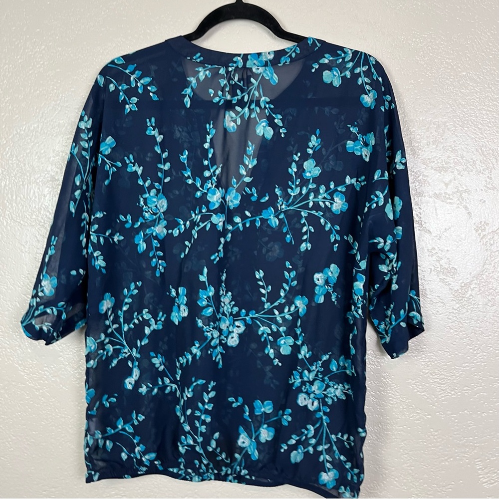 5 for $30 Gap women 3/4 sleeve v-neck blue black‎ floral blouse size large - Picture 13 of 16